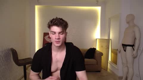 MaxKaiden online show from 02.14.25