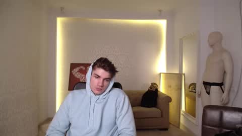 MaxKaiden online show from 02.14.25