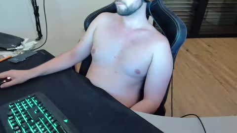 Snapshot of maxldfgdgd chatting on 12.30.24 RawMan online show from 12.30.24