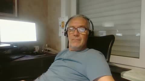 maxou569 online show from 10.15.25