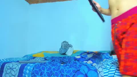 MAX online show from 01.02.25