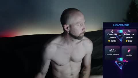 MaxRouger online show from 11.14.25