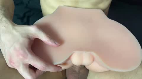 Snapshot of maxsinful chatting on 12.28.24 Max Sinful online show from 12.28.24