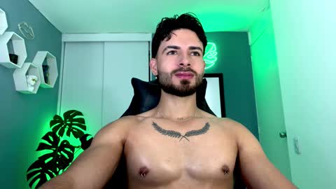 Maxi online show from 10.23.25