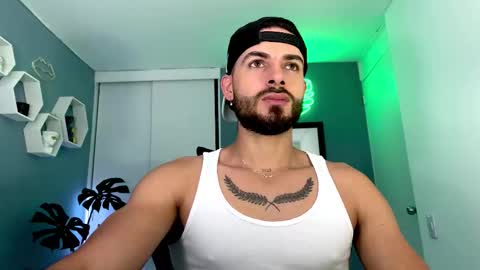 Maxi online show from 11.21.25