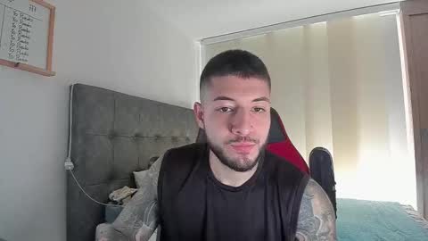 maxvibe_ online show from 11.13.25