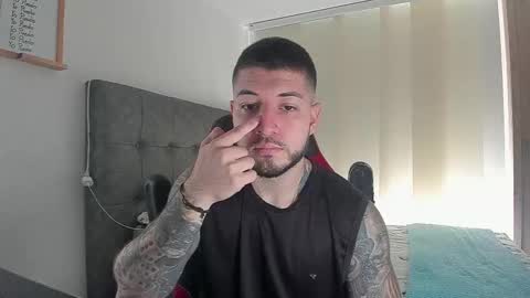 maxvibe_ online show from 11.24.25