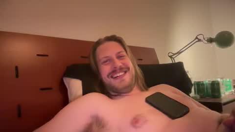 Max Watts online show from 11.06.25