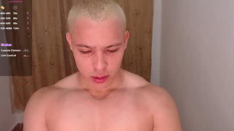 Snapshot of maxwel949813 chatting on 02.27.25 Max online show from 02.27.25