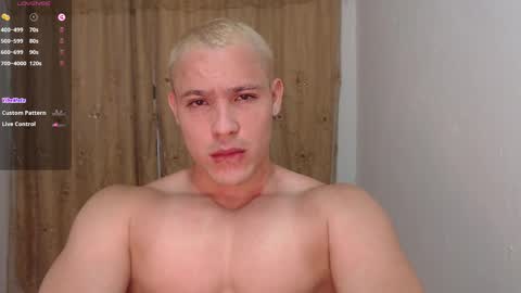 Snapshot of maxwel949813 chatting on 02.27.25 Max online show from 02.27.25