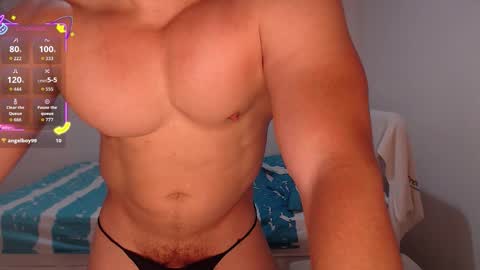 Snapshot of maxwel949813 chatting on 10.11.25 Max online show from 10.11.25