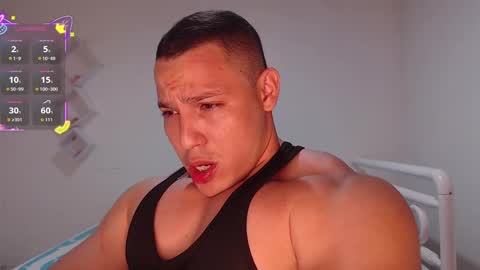 Snapshot of maxwel949813 chatting on 10.14.25 Max online show from 10.14.25