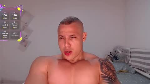 Snapshot of maxwel949813 chatting on 12.14.25 Max online show from 12.14.25