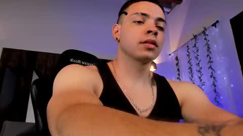 Snapshot of maxwell_dupont chatting on 02.07.25 MAX online show from 02.07.25