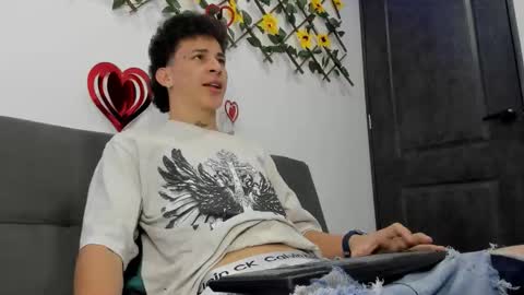 Snapshot of maxxx_bigcock chatting on 02.11.26 Max online show from 02.11.26