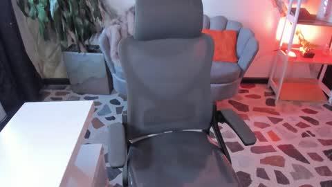 Snapshot of maxxxine_ chatting on 03.01.26 Maxine Minx online show from 03.01.26