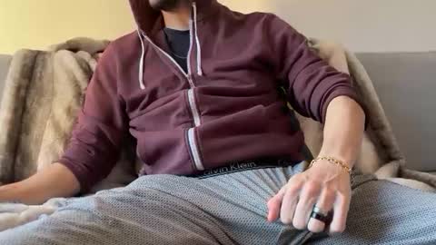 Snapshot of maxxxurbate chatting on 12.20.24 MaxXxurbate online show from 12.20.24