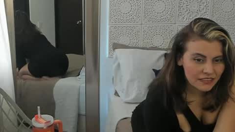 Victoria online show from 12.06.24