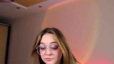 May Flower online show from 03.07.25