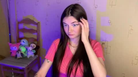 Snapshot of may_rollins chatting on 12.01.25 may online show from 12.01.25