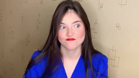 Snapshot of may_rollins chatting on 12.04.25 may online show from 12.04.25