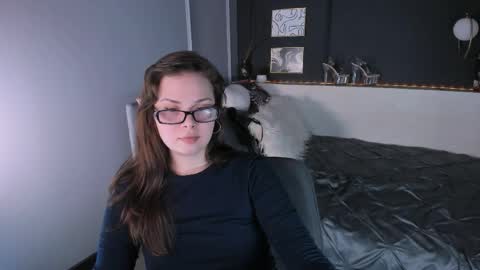 Maya online show from 04.02.26