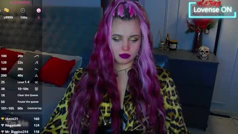 Maya Mils online show from 02.24.25