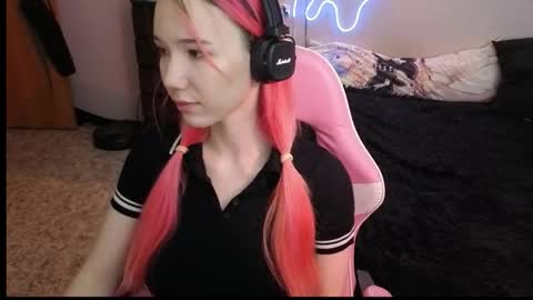 Snapshot of maya_viola chatting on 02.10.26 Maya Viola online show from 02.10.26