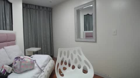 Maya online show from 02.04.25