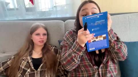 Snapshot of mayababycouplee chatting on 02.04.26 Luna Mira online show from 02.04.26