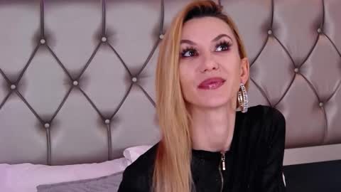 Maya online show from 02.04.26