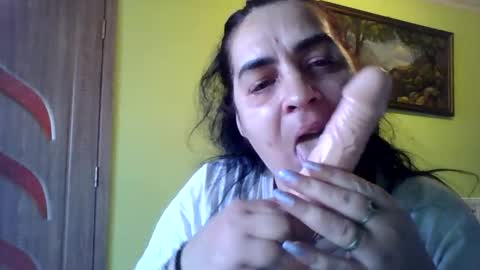 Snapshot of mayamorgen chatting on 03.01.26 maya online show from 03.01.26