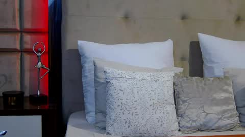 Maya online show from 03.21.26