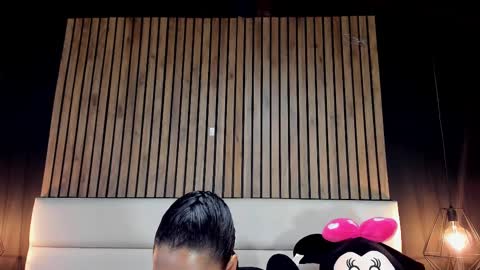 Nicolle Ruselle   Hello my lovely  schedule for great fun from  630 am and end 800 pm Colombian time I wait for you online show from 02.15.25