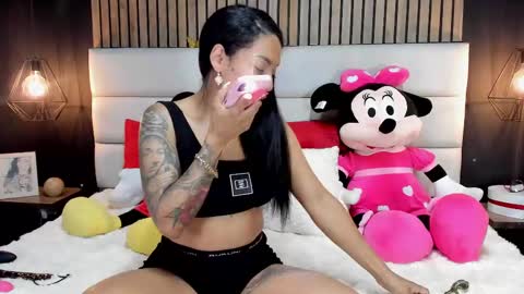 Nicolle Ruselle   Hello my lovely  schedule for great fun from  630 am and end 800 pm Colombian time I wait for you online show from 03.06.25