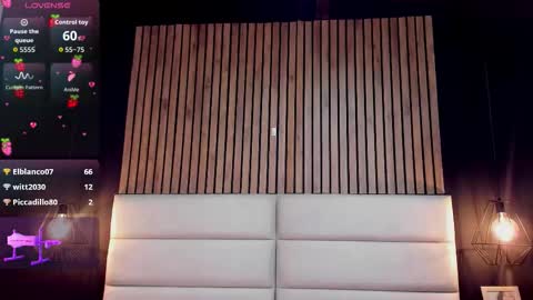 Nicolle Ruselle   Hello my lovely  schedule for great fun from  630 am and end 800 pm Colombian time I wait for you online show from 09.20.25