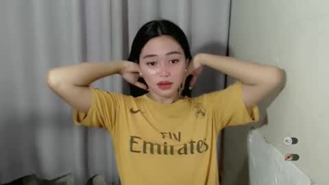 Snapshot of mayasally_ chatting on 12.14.24 mayasally_ online show from 12.14.24