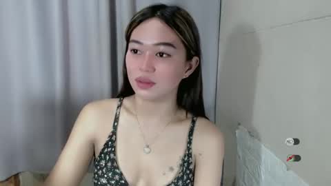 Snapshot of mayasally_ chatting on 02.04.25 mayasally_ online show from 02.04.25