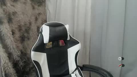 mayasally_ online show from 12.21.25