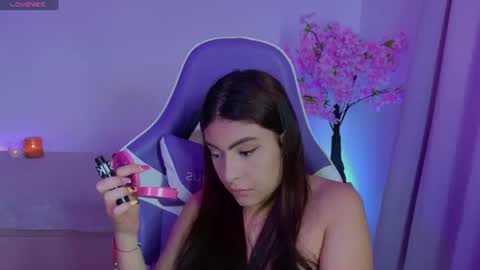 Snapshot of mayavexx chatting on 06.10.26 Maya Vexx online show from 06.10.26