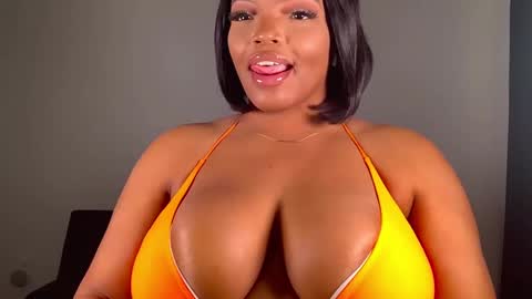 MayBabi online show from 12.01.24