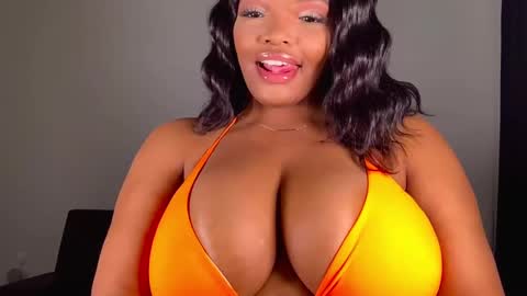 MayBabi online show from 12.22.24