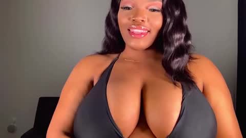 MayBabi online show from 12.29.24