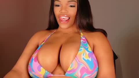 MayBabi online show from 03.06.25