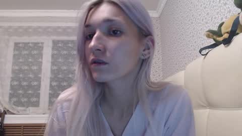 maybe_doll online show from 10.19.25