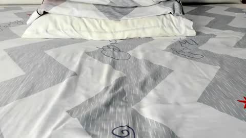 Snapshot of maybelline_666 chatting on 10.22.25 Maybelline69 online show from 10.22.25