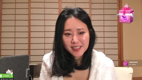 Snapshot of maybenanako chatting on 01.26.25 Nanako online show from 01.26.25