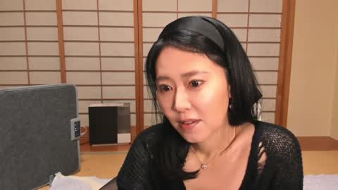 Snapshot of maybenanako chatting on 02.08.25 Nanako online show from 02.08.25