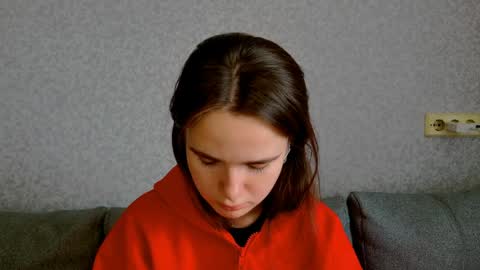 Snapshot of maybloom_ chatting on 05.28.26 maybloom_ online show from 05.28.26