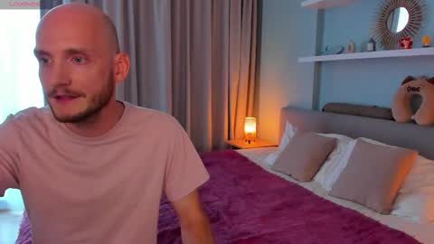 Angie  Alex online show from 03.08.25